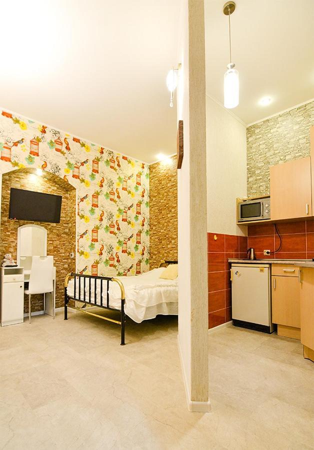 Apartments Leopolli Near Opera House Lviv Exterior photo